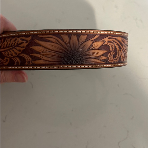 Nocona Genuine Leather Belt with Silver Accents - Picture 2 of 9